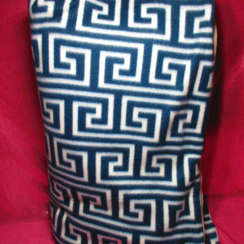 Greek Key 92" x 58" Fleece Blanket